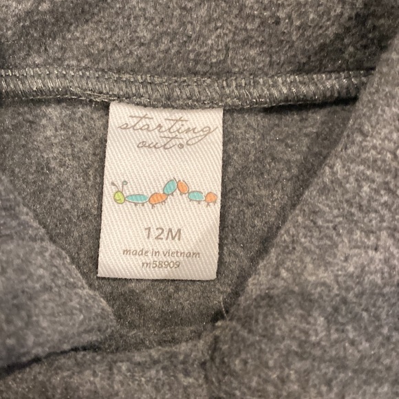 Starting out boys 12 month gray pea coat with adorable, black anchor buttons - Picture 2 of 9